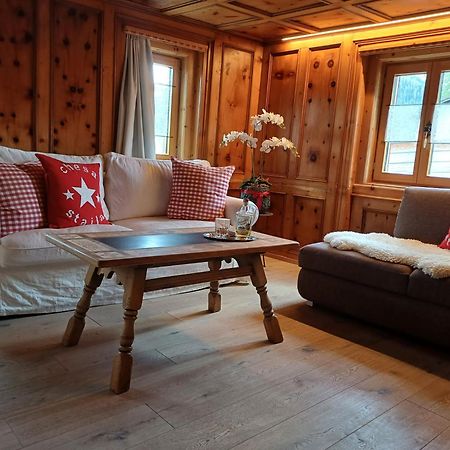Hotel Chesa Staila Ла Пунт-Шамю Екстериор снимка