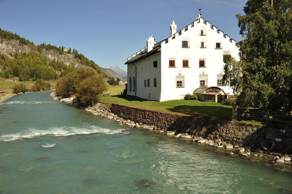 Hotel Chesa Staila Ла Пунт-Шамю Екстериор снимка
